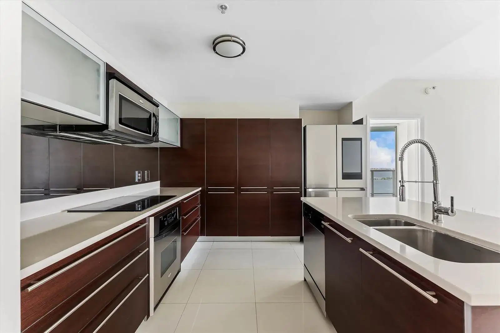 1900 N Bayshore Drive # 3702, Miami FL 33132 photo 3