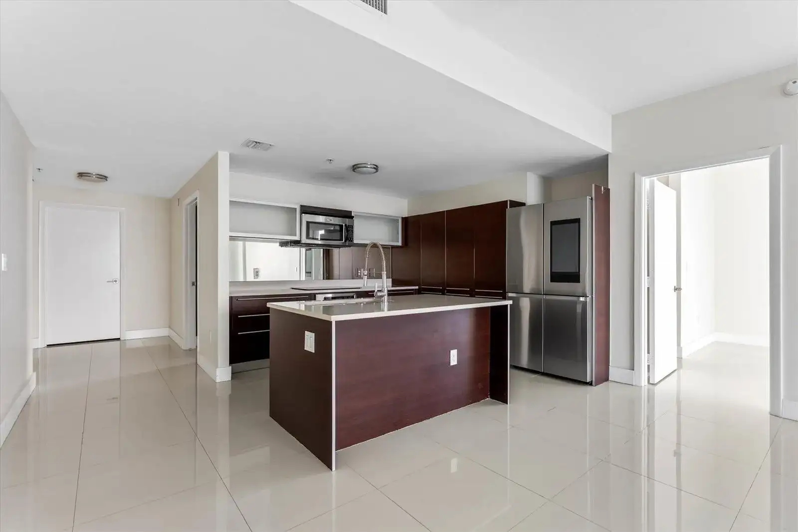1900 N Bayshore Drive # 3702, Miami FL 33132 photo 4