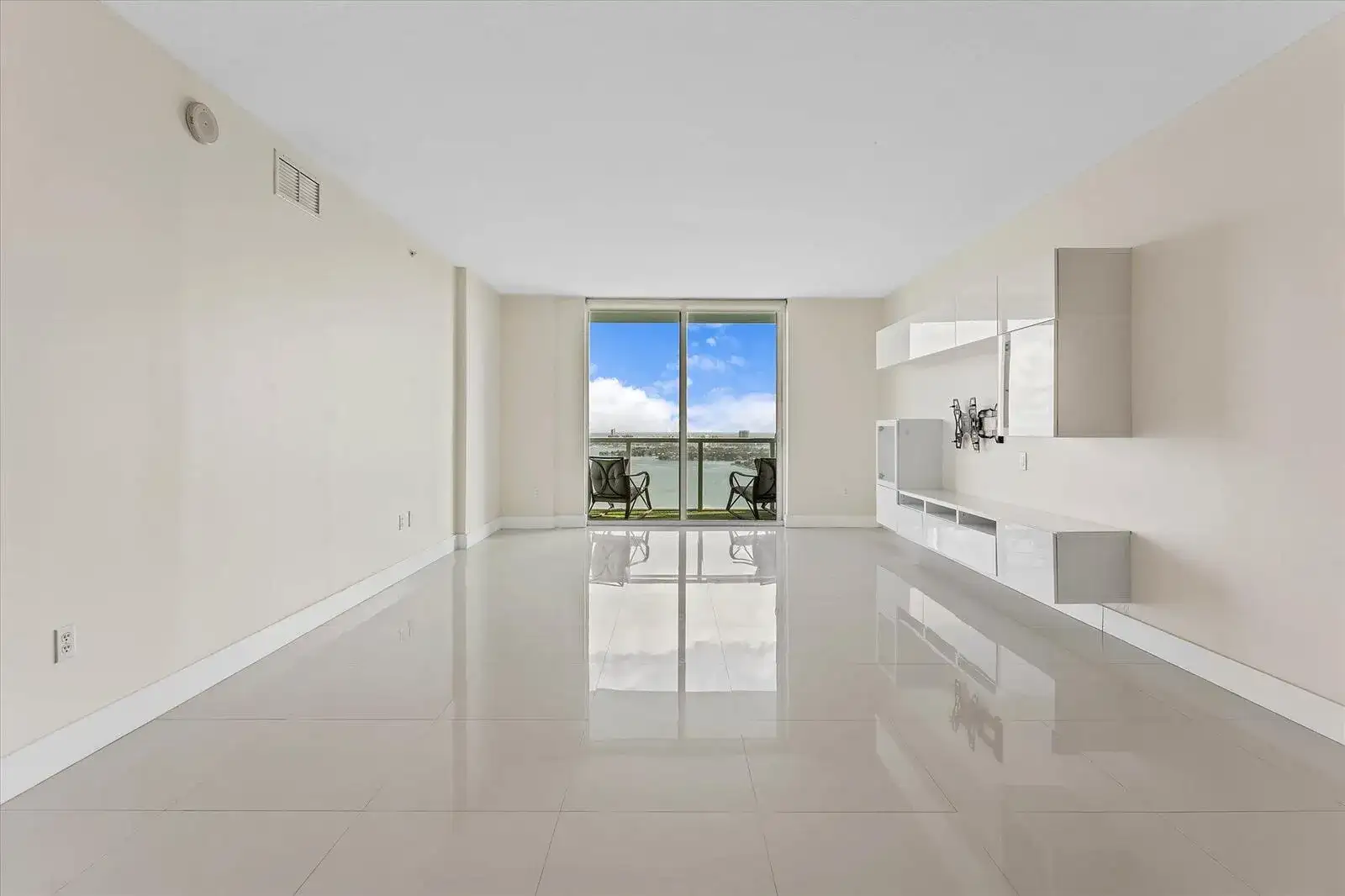1900 N Bayshore Drive # 3702, Miami FL 33132 photo 5