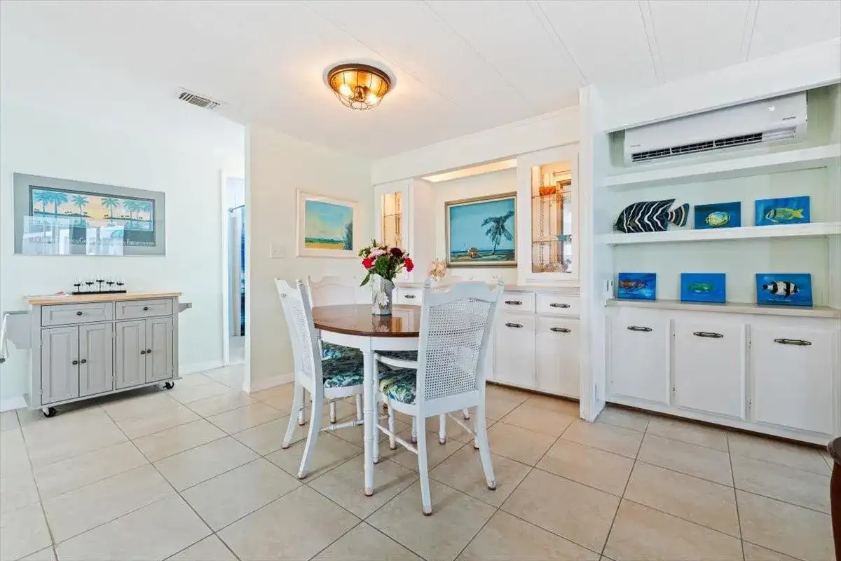 5389 NW 3rd Avenue, Deerfield Beach FL 33064 photo 5