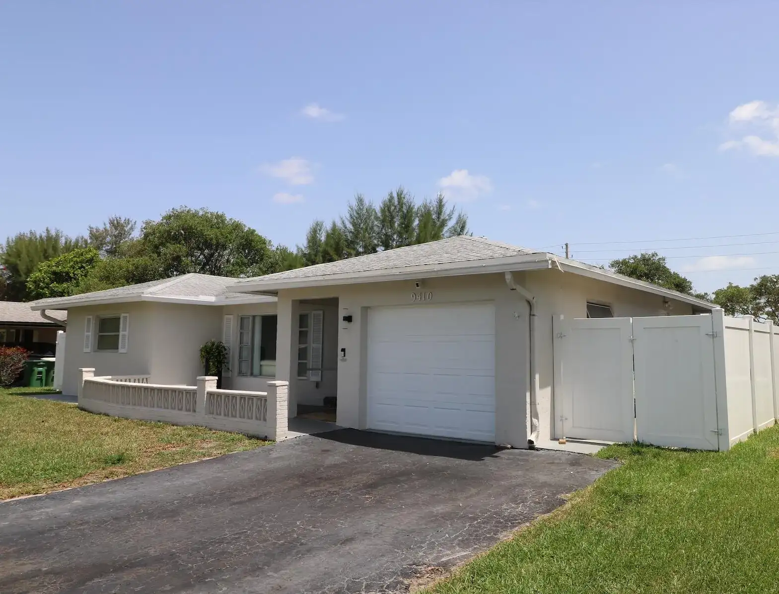 9410 NW 81st Court, Tamarac FL 33321 photo 2