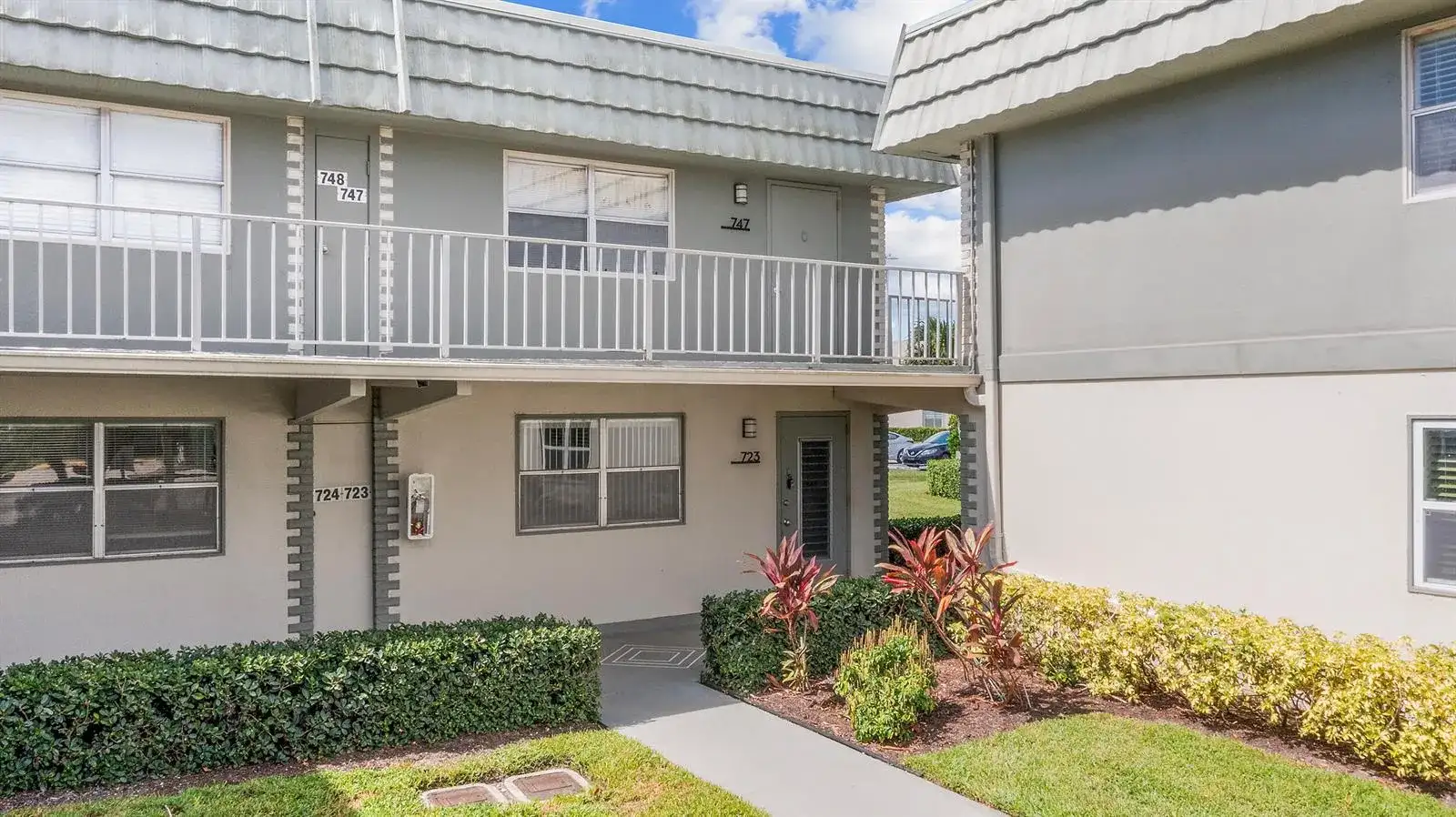 723 Flanders P, Delray Beach FL 33484 photo 3