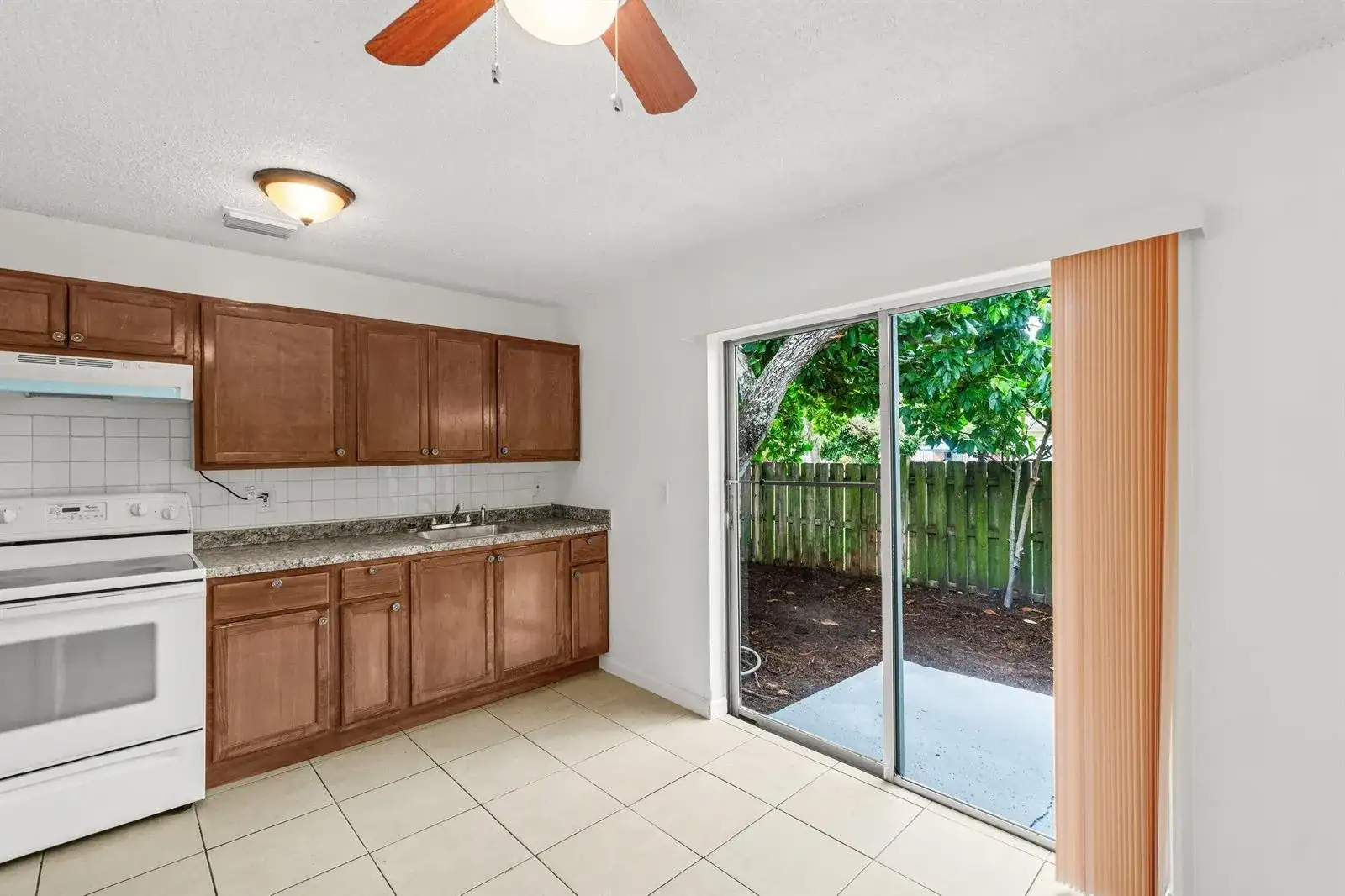 4790 Gulfstream Road, FL 33461 photo 4