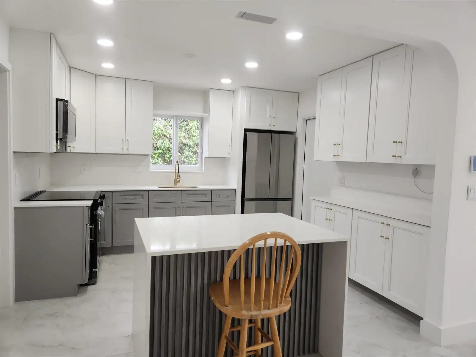 401 SE 1st Avenue, Pompano Beach FL 33060 photo 4