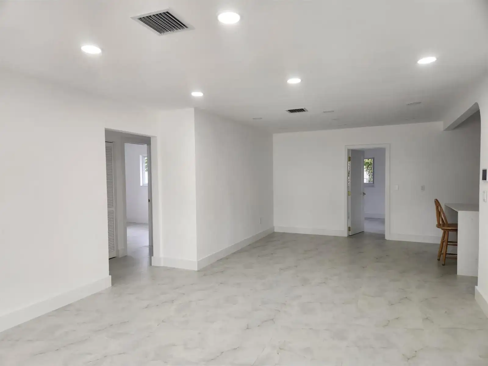 401 SE 1st Avenue, Pompano Beach FL 33060 photo 5