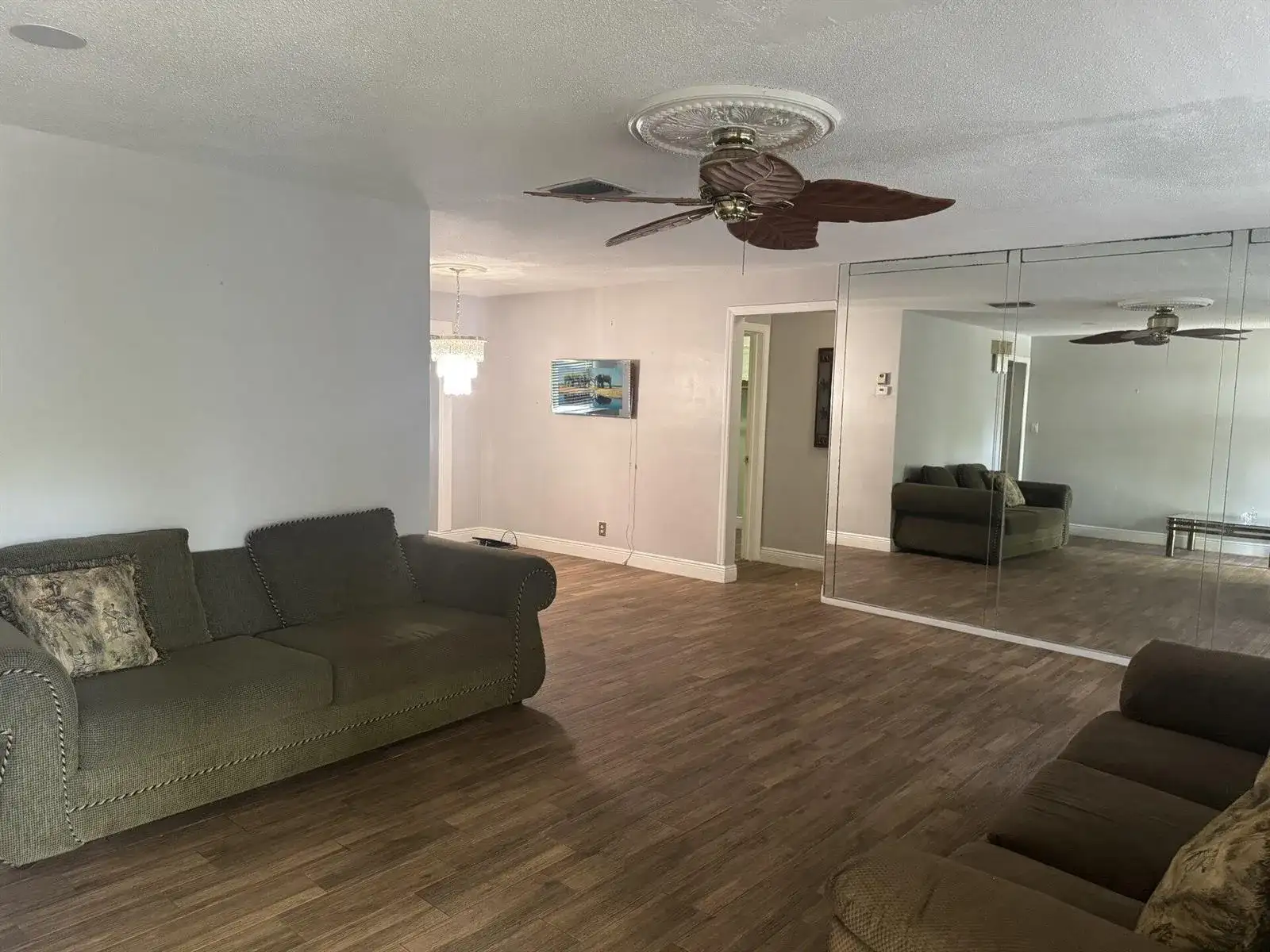 4517 NW 49th Court, Tamarac FL 33319 photo 3