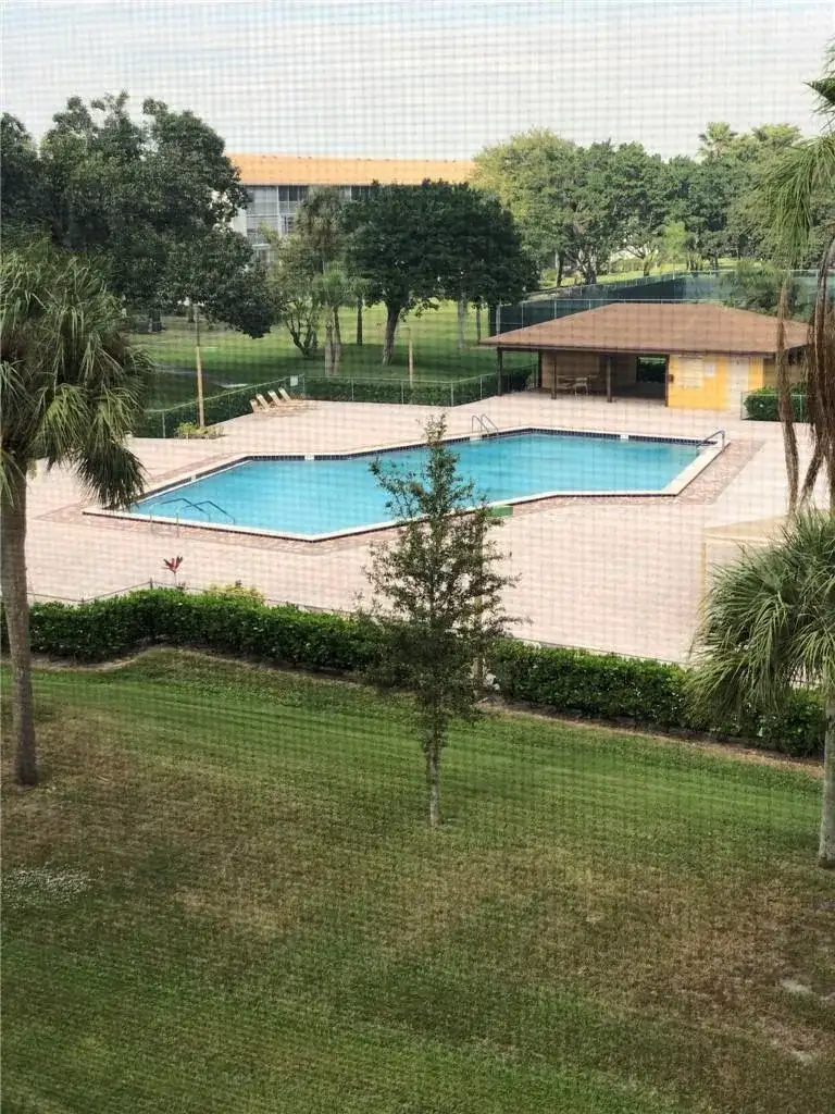 13455 SW 16th Court, Pembroke Pines FL 33027 photo 3
