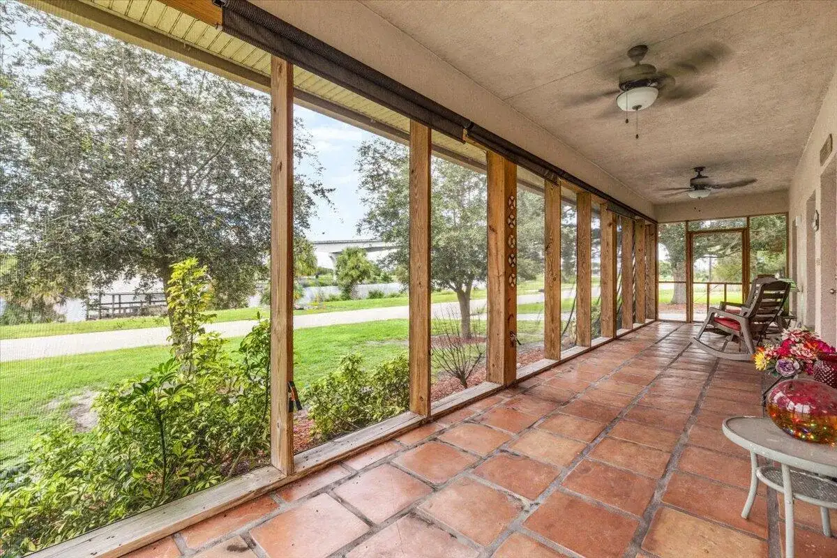1121 River Road, Moore Haven FL 33471 photo 4