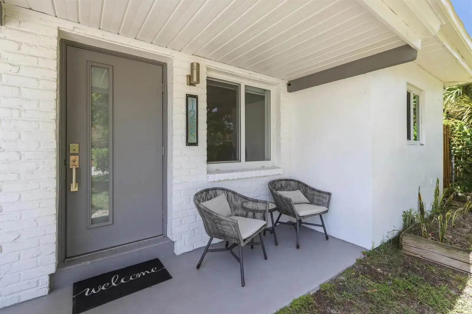 1225 15th Avenue N, FL 33460 photo 2