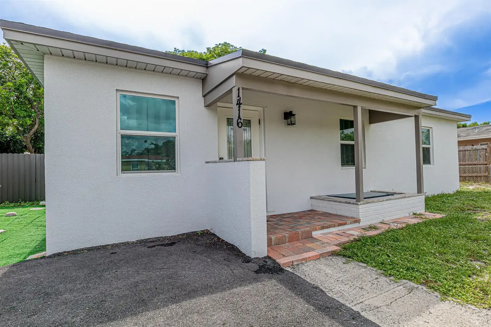 1416 S C Street, FL 33460 photo 4