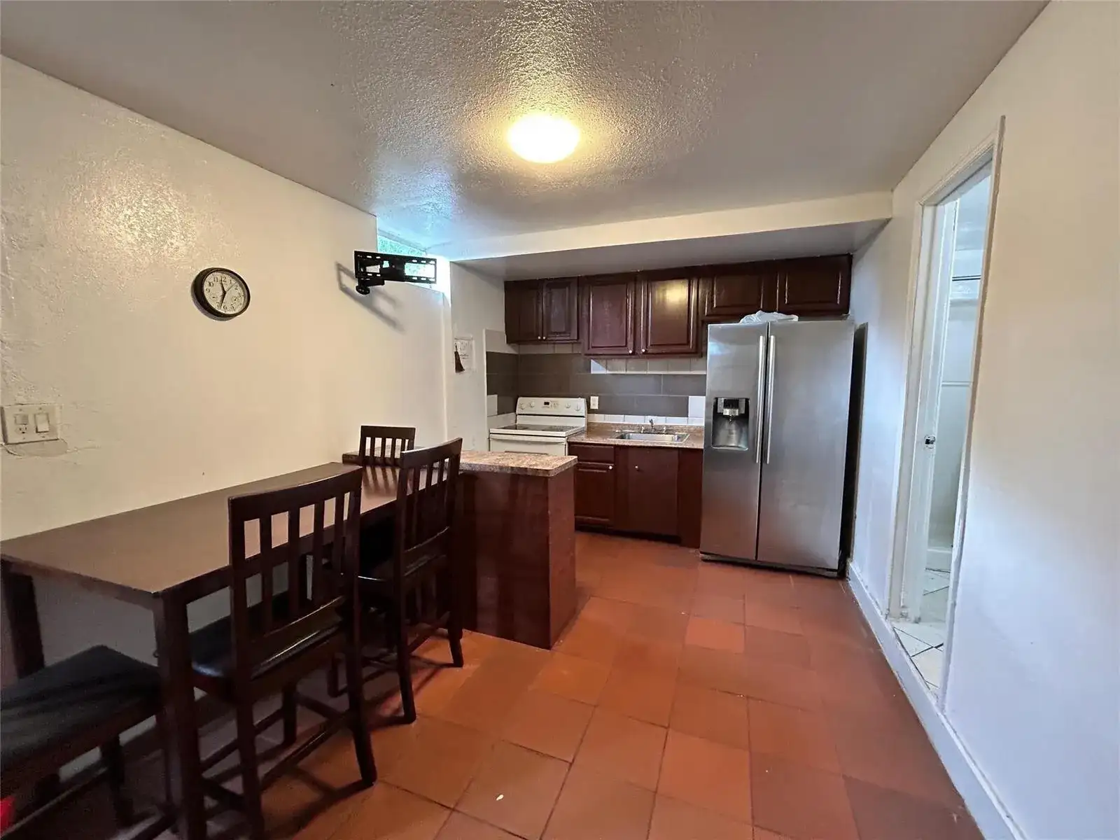 112 Newton Road, West Park FL 33023 photo 2