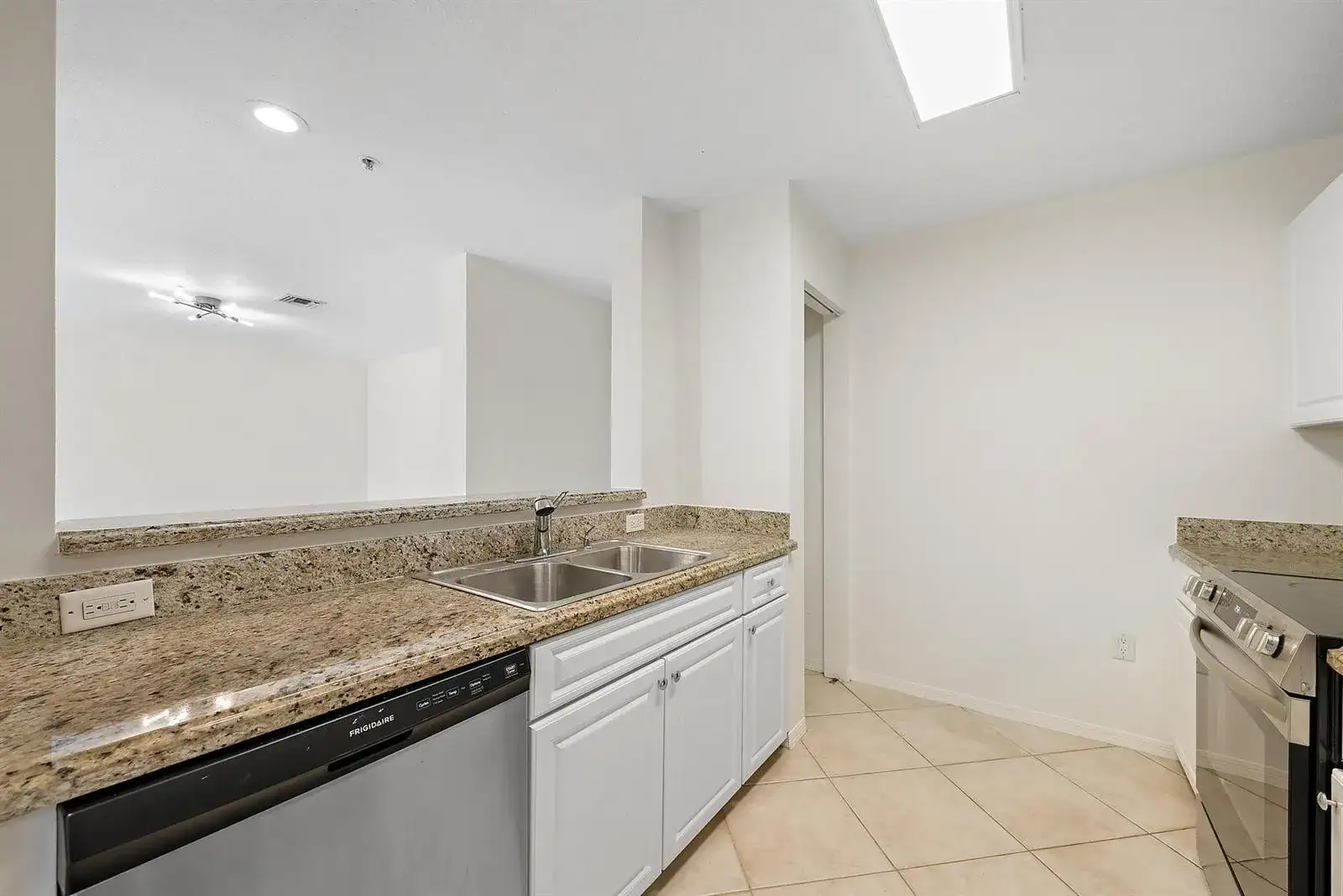 1209 Main Street # 304, Jupiter FL 33458 photo 4