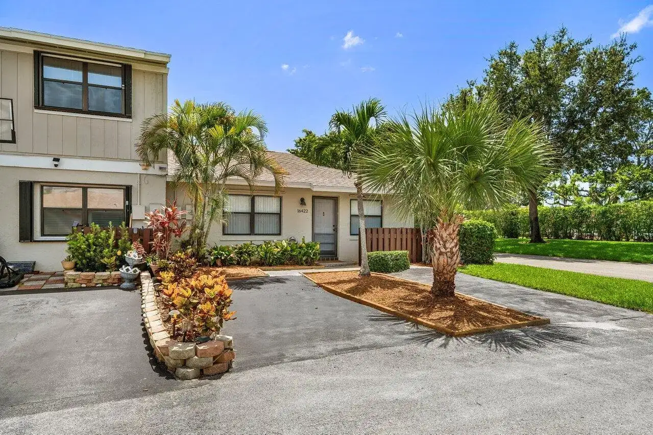 16422 Straw Way, Delray Beach FL 33484 photo 2
