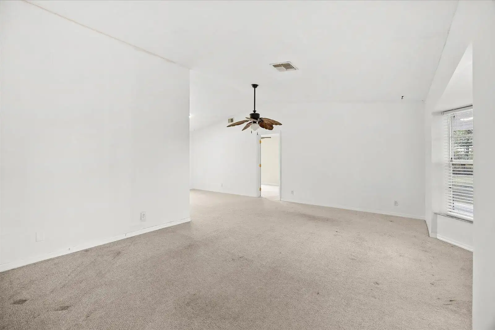 2550 SE Hemsing Street, FL 34984 photo 5