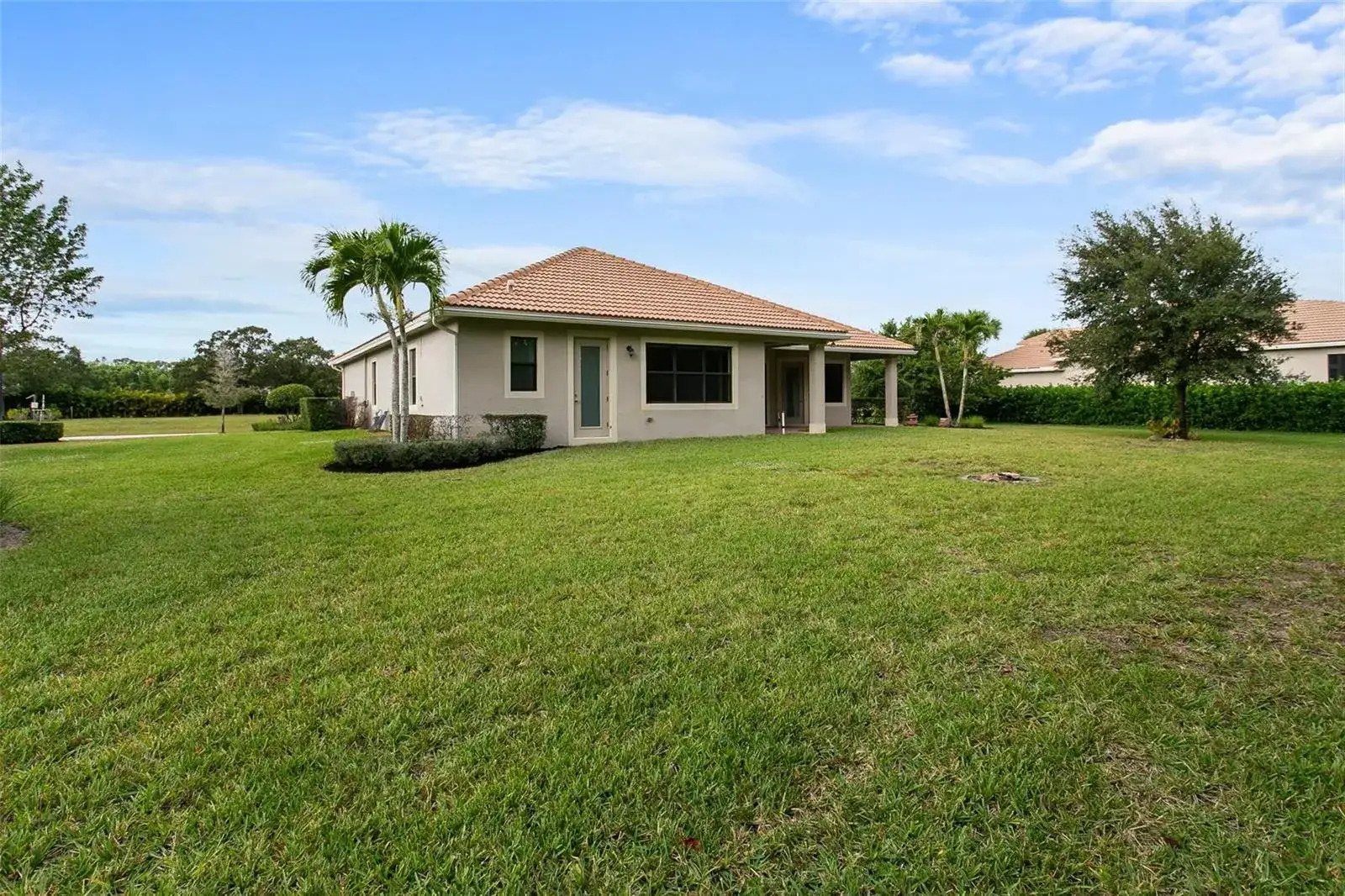3477 SW Westover Court, Palm City FL 34990 photo 2