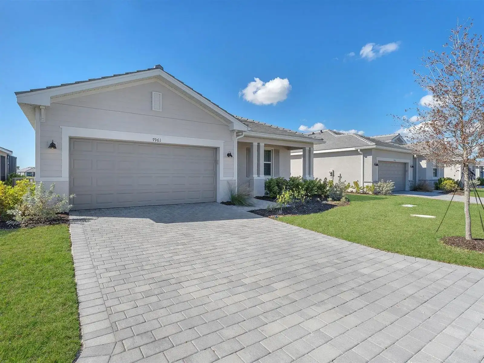 7961 Lakes Edge Lane, Port Charlotte FL 33981 photo 2