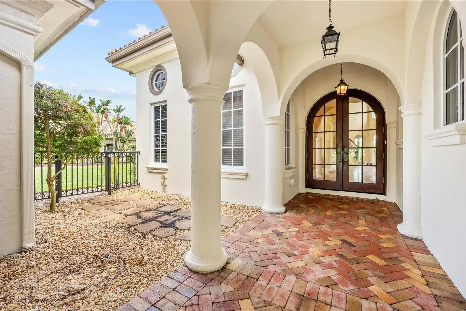 143 SE Bella Strano, Port St. Lucie FL 34984 photo 2