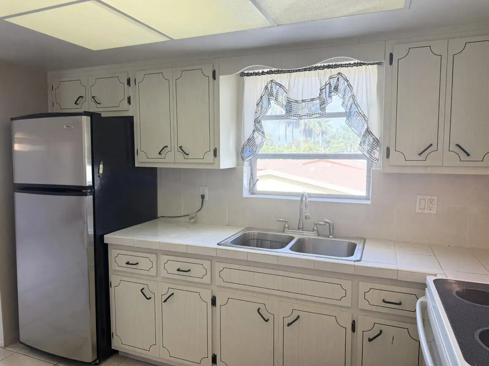 1501 Arthur Street # 9, Hollywood FL 33020 photo 3