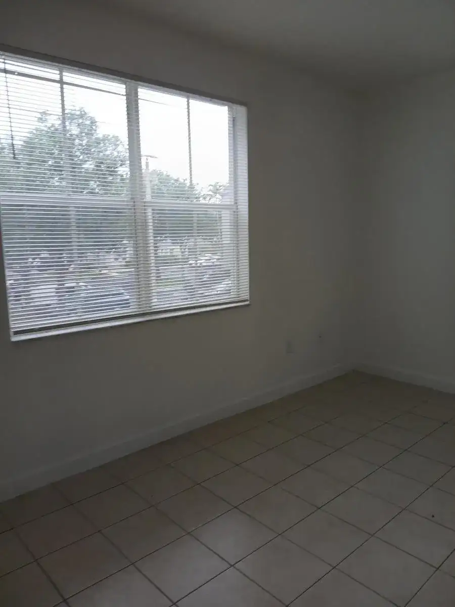2127 Shoma Drive, Royal Palm Beach FL 33414 photo 3