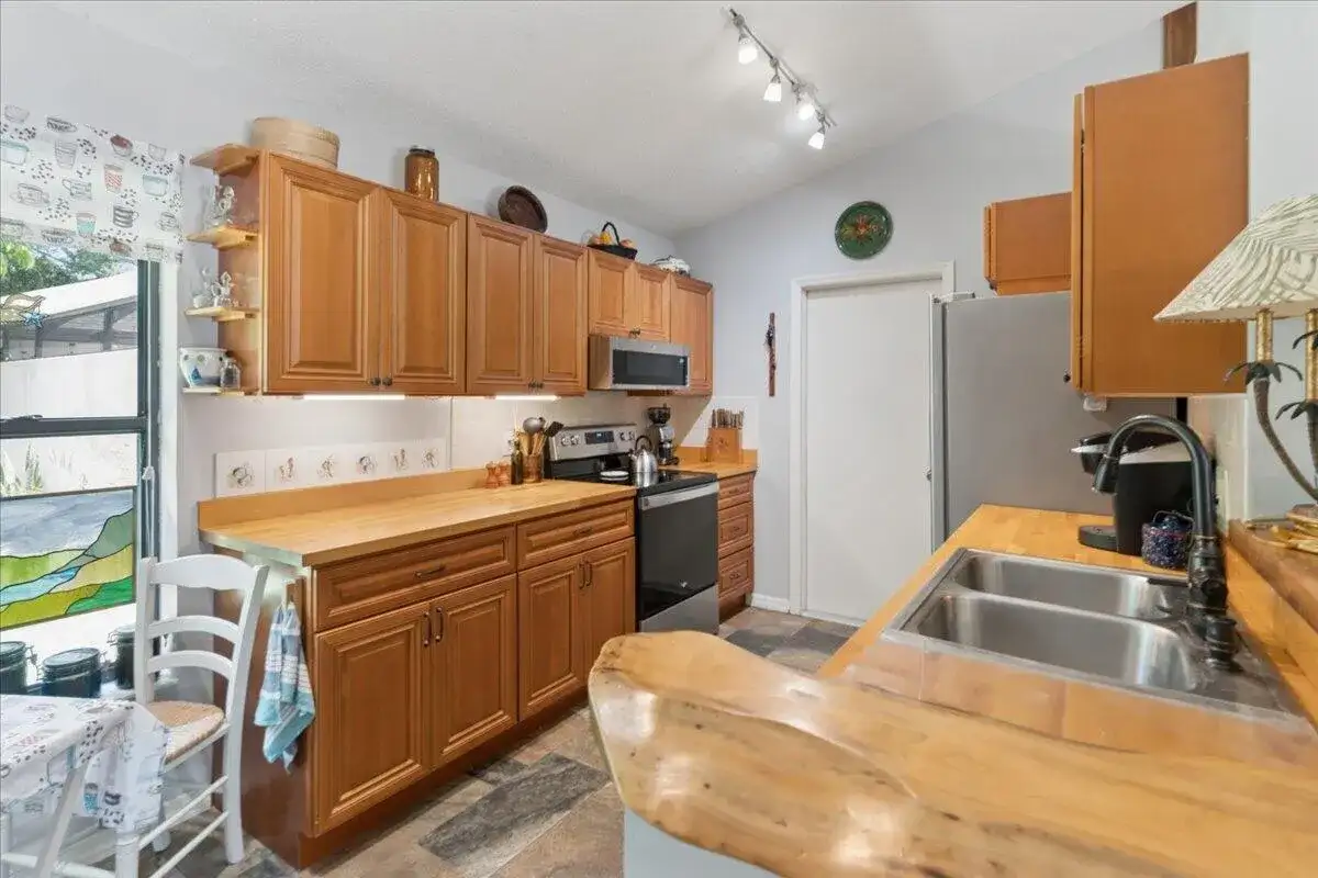 6287 N Mirror Lake Drive, Sebastian FL 32958 photo 5