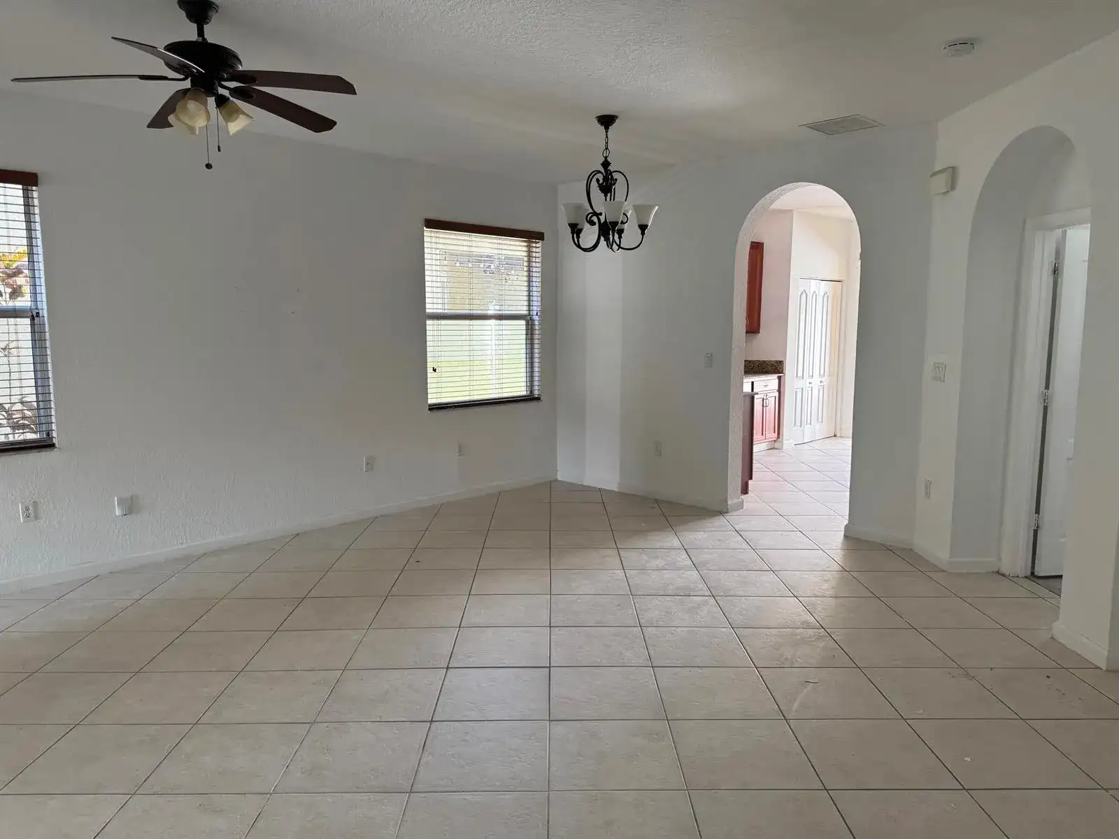 3977 NE 11th Drive, Homestead FL 33033 photo 5