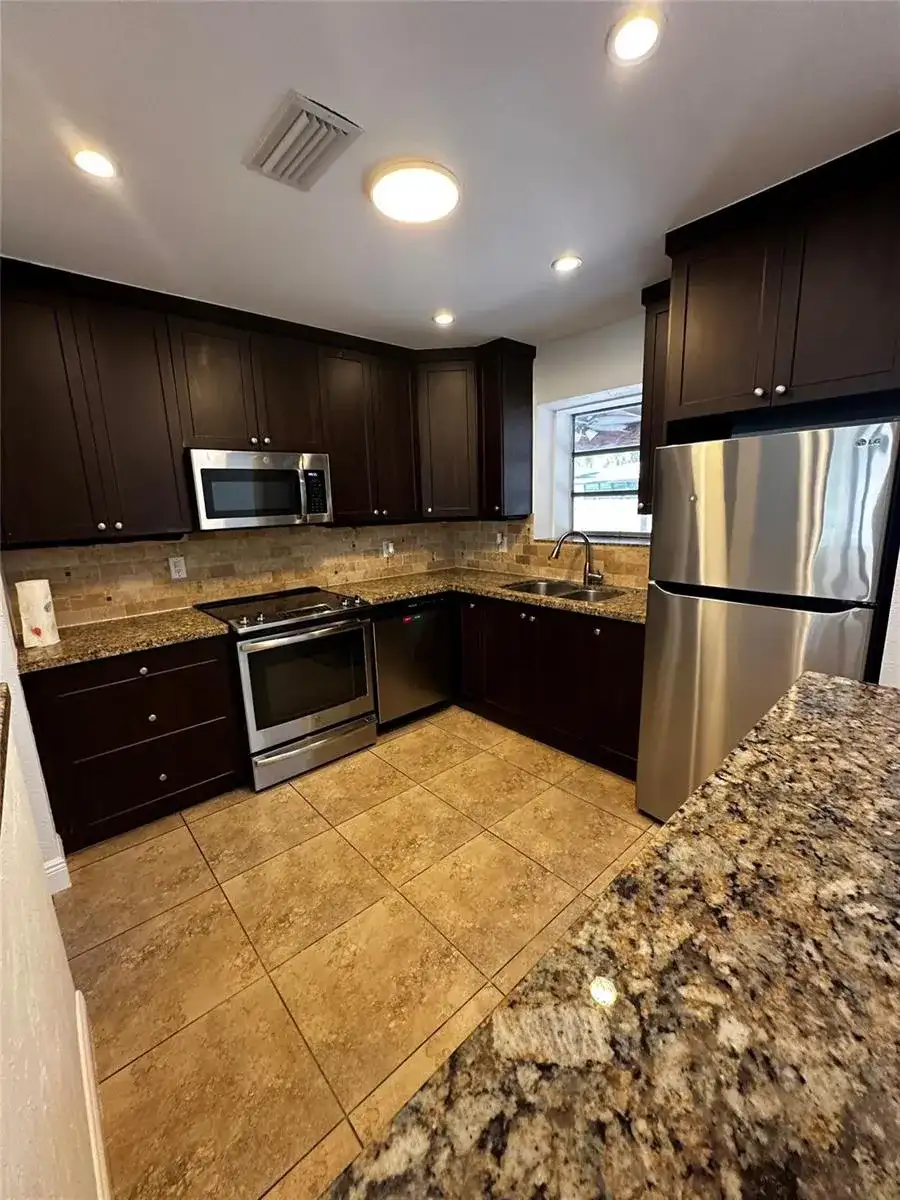 230 NE 21st Street, Boca Raton FL 33431 photo 5