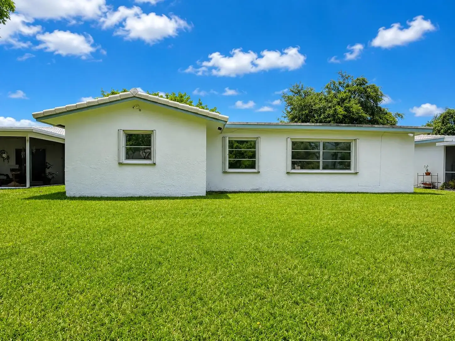1266 NW 82nd Avenue, Plantation FL 33322 photo 2