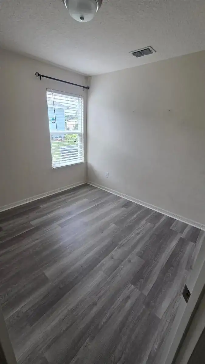 1832 SW Cameo Boulevard, FL 34953 photo 3