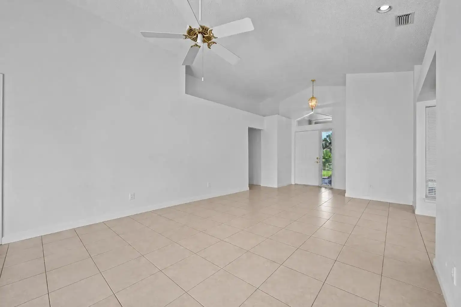 6397 Garrett Street, Jupiter FL 33458 photo 5