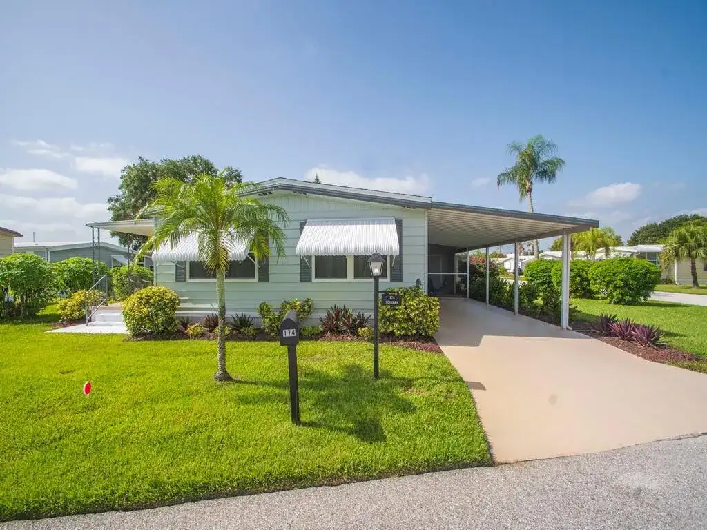 174 NE Emerald Drive, Jensen Beach FL 34957 photo 3