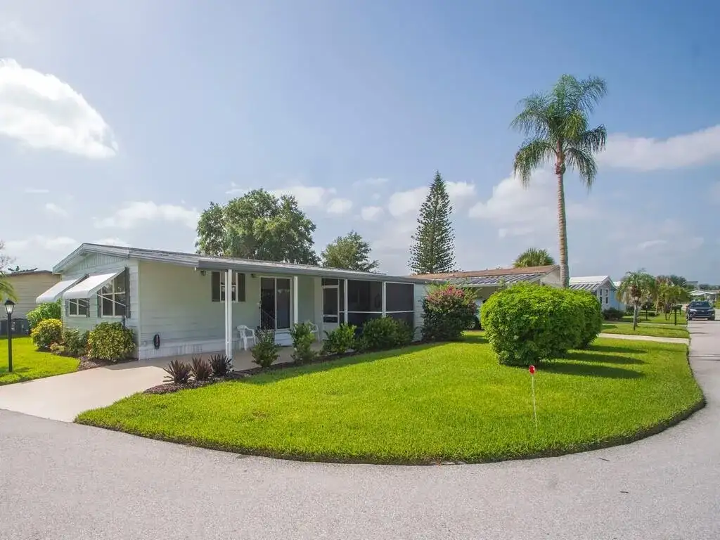 174 NE Emerald Drive, Jensen Beach FL 34957 photo 5