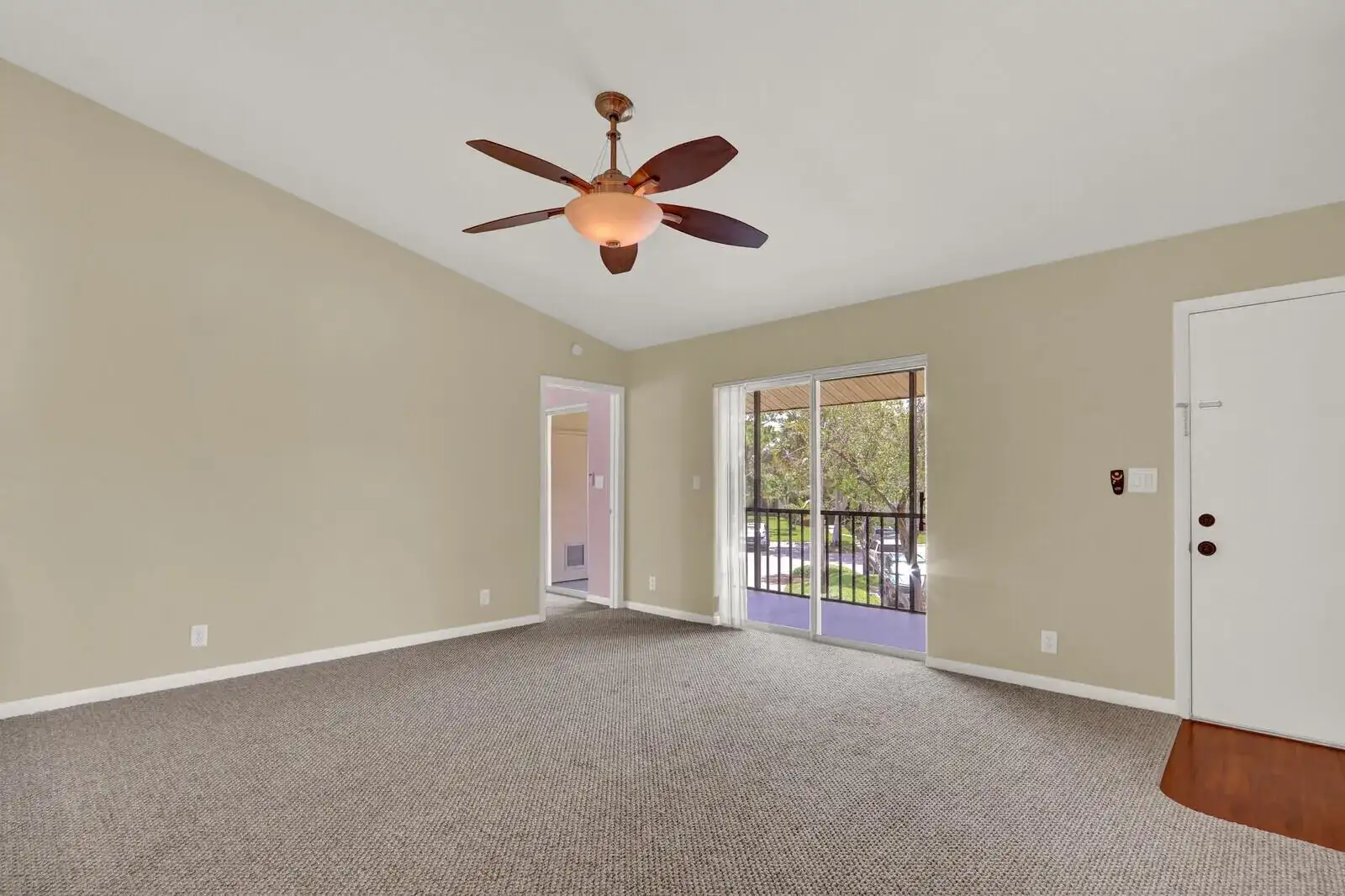 6563 Chasewood Drive # F, Jupiter FL 33458 photo 4