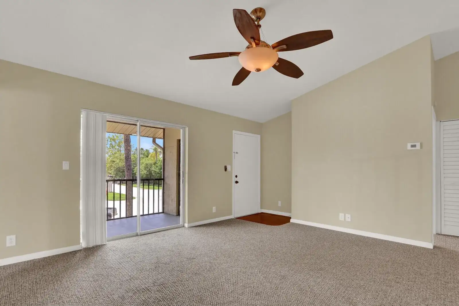 6563 Chasewood Drive # F, Jupiter FL 33458 photo 5