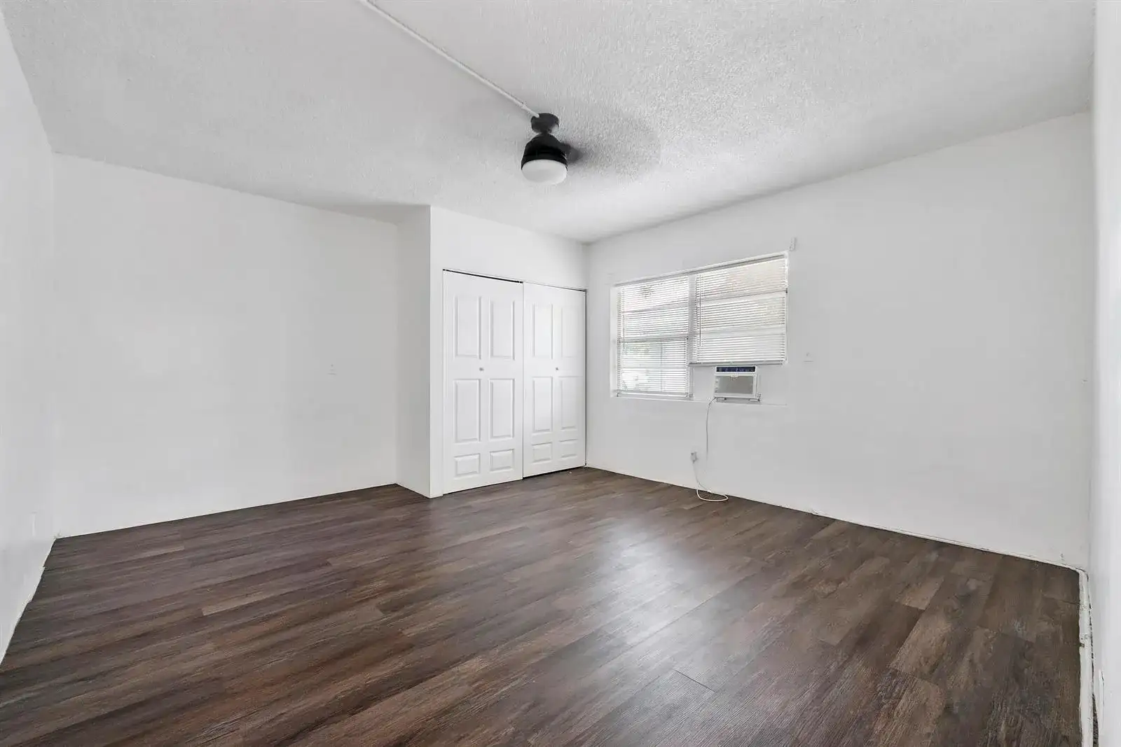 279 SW 1st Street # 2, Deerfield Beach FL 33441 photo 4