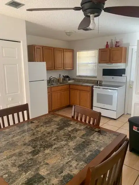 933 Francis Street, West Palm Beach FL 33405 photo 3