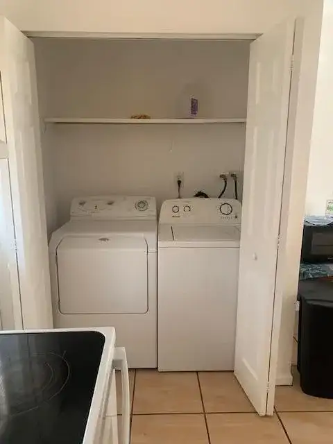 933 Francis Street, West Palm Beach FL 33405 photo 5