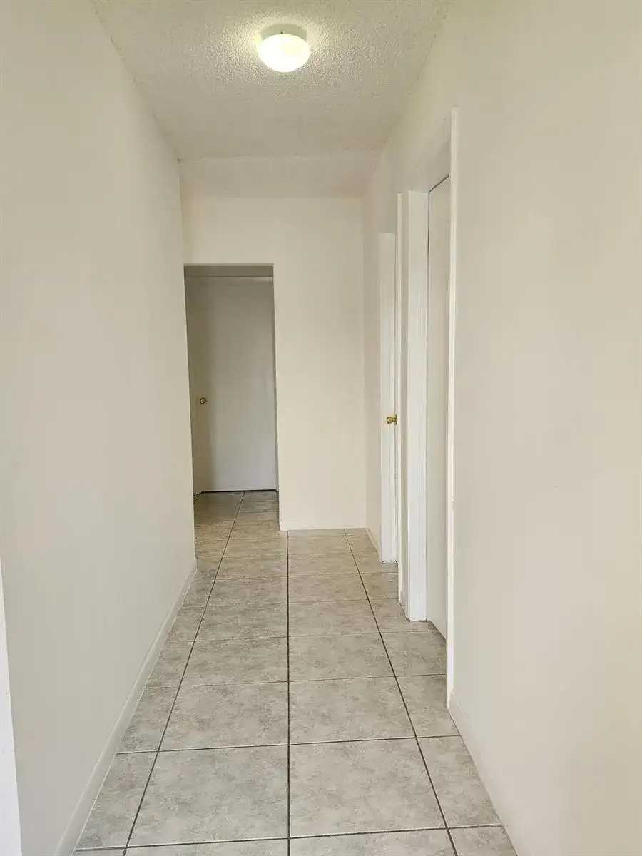 5437 Bonky Court, West Palm Beach FL 33415 photo 3