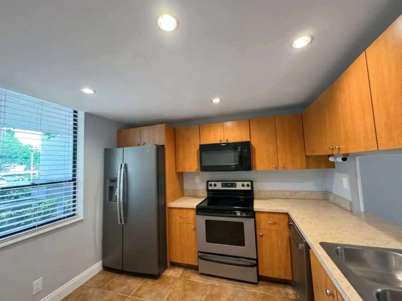 7340 NW 1ST Street # 103, Plantation FL 33317 photo 2