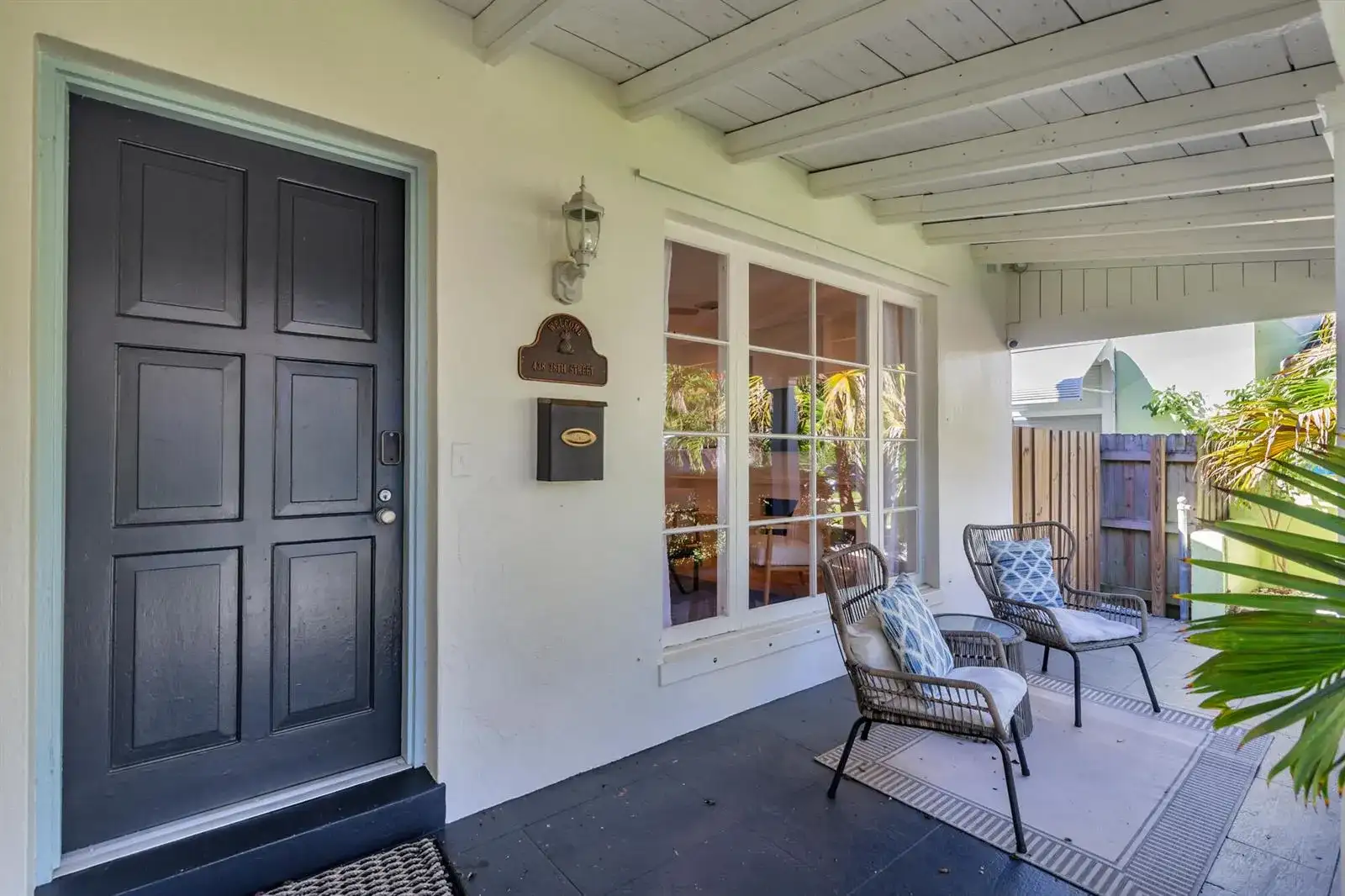 438 38th Street, West Palm Beach FL 33407 photo 2