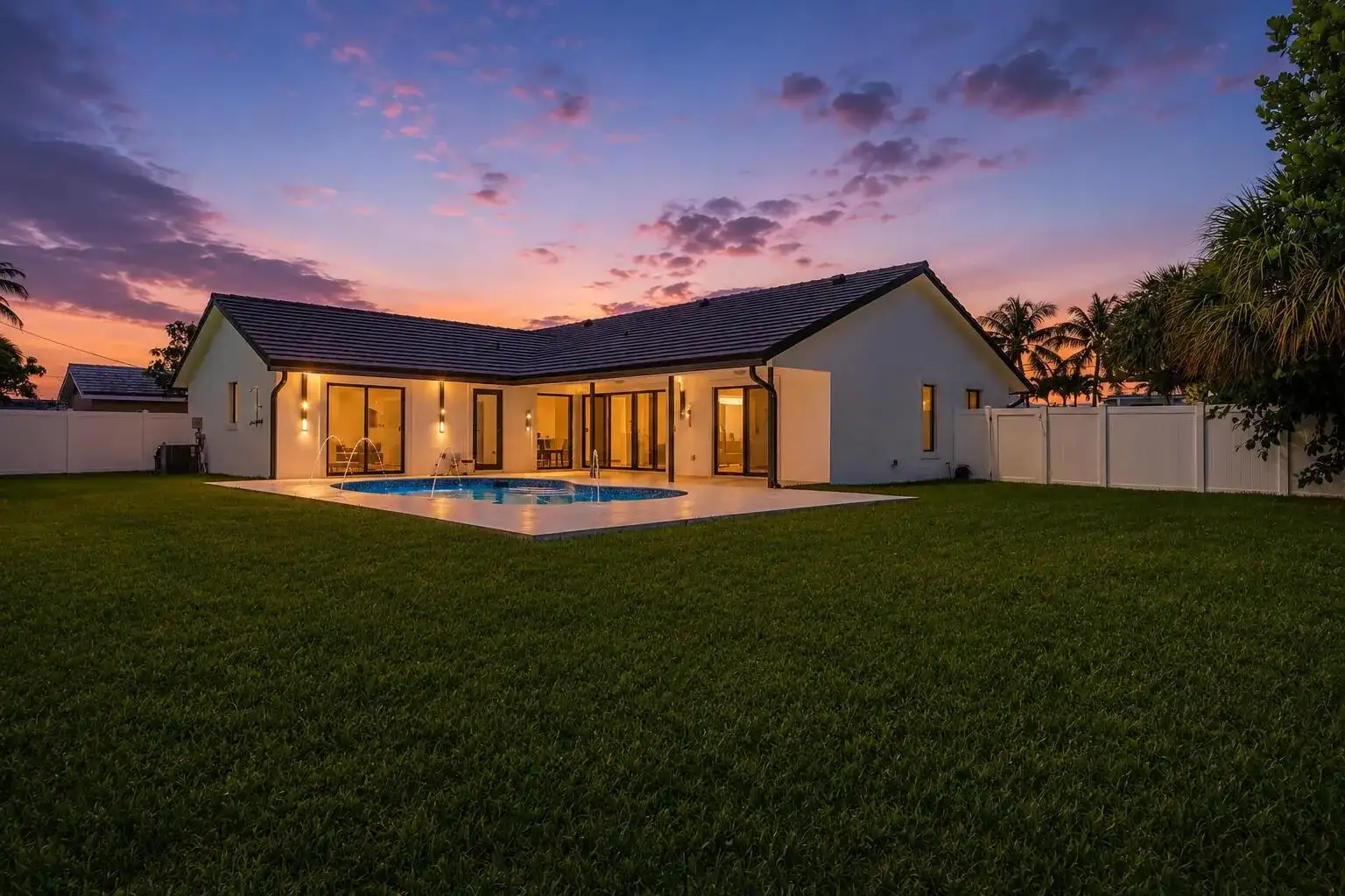 1291 Bimini Lane, Singer Island FL 33404 photo 2