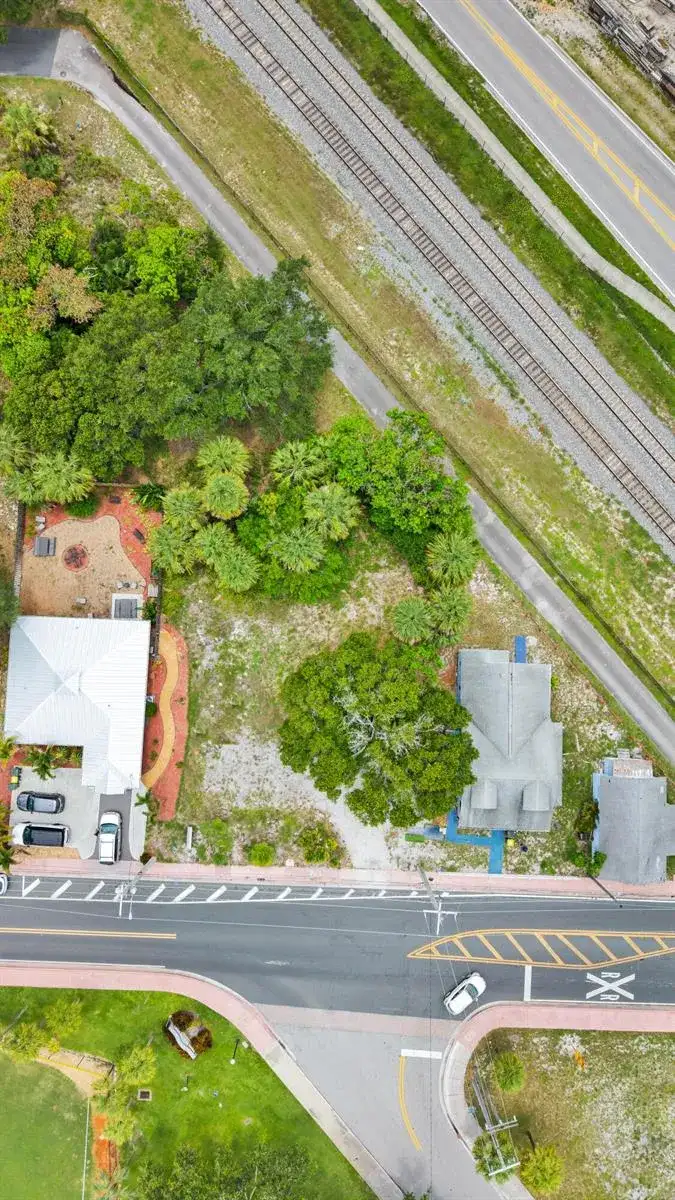 312 SE M.l.k. Jr Boulevard, Stuart FL 34994 photo 2