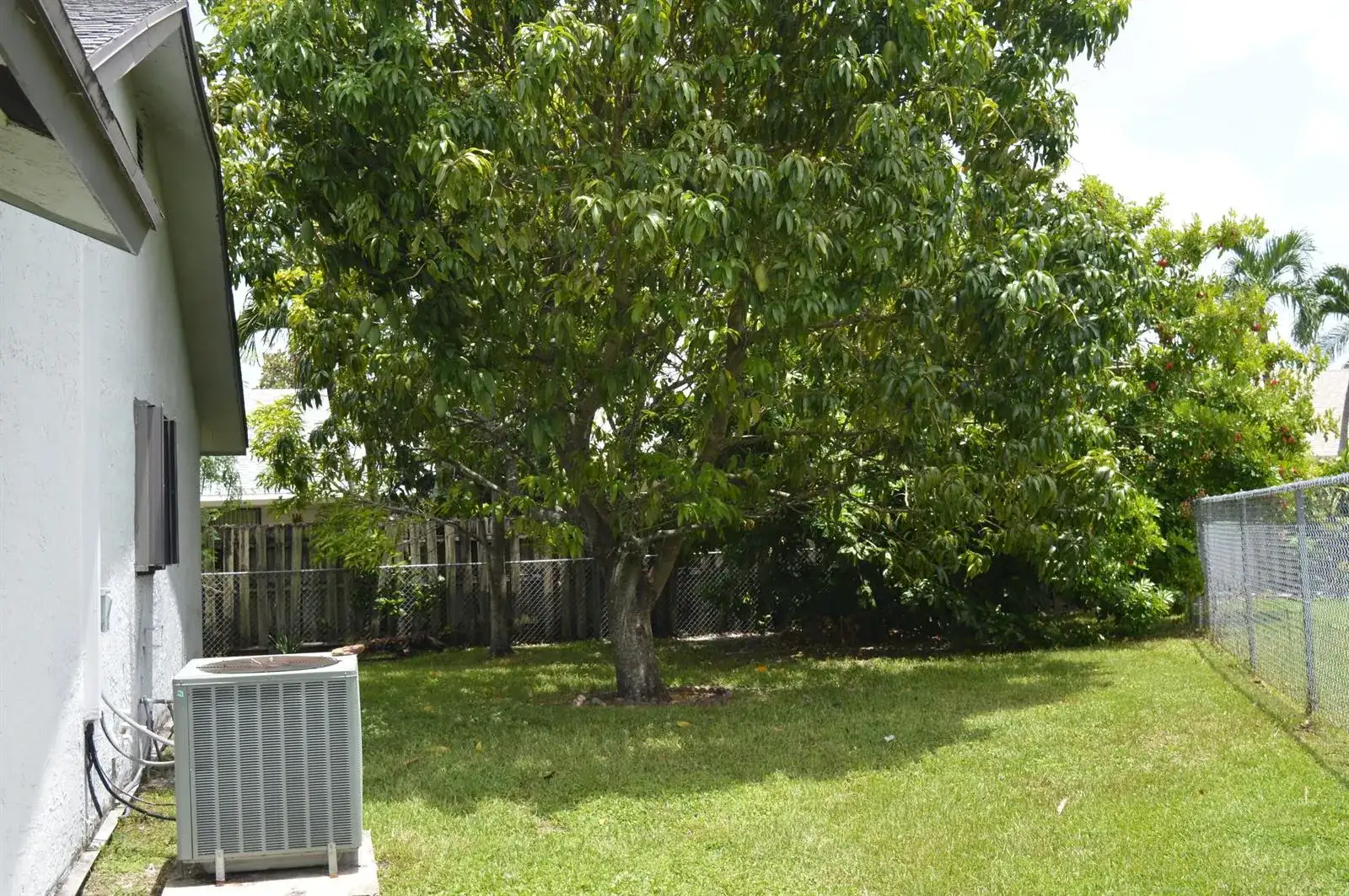 9194 NW 49TH Court, Sunrise FL 33351 photo 3