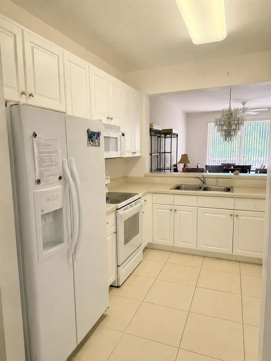 7775 YARDLEY Drive # 115, Tamarac FL 33321 photo 5