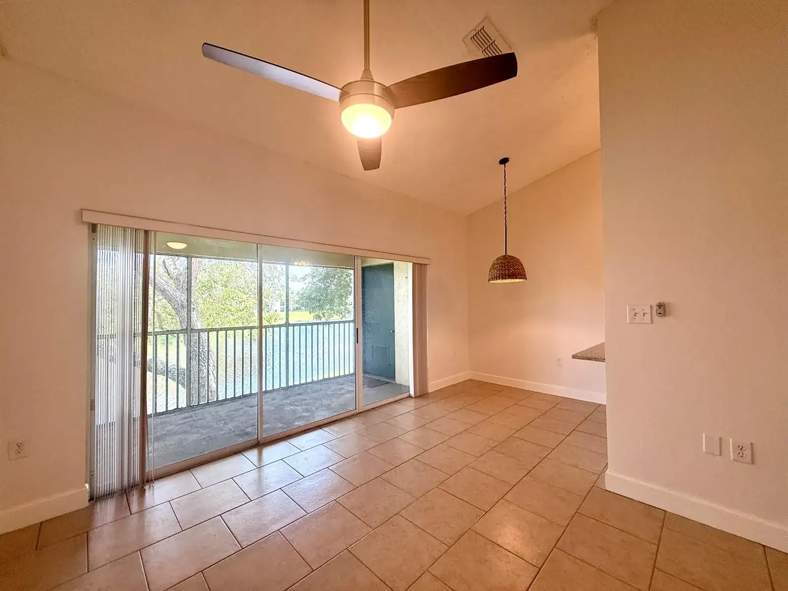 7206 Glenmoor Drive, West Palm Beach FL 33409 photo 5