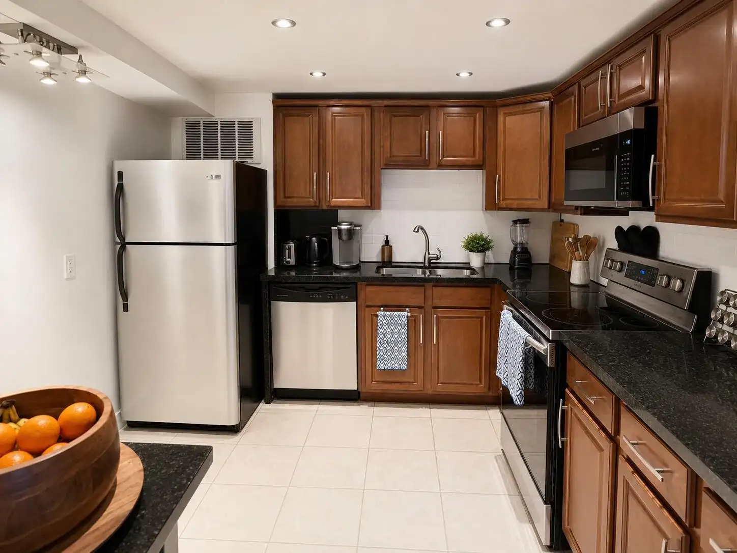 2801 NE 183rd Street # 1212W, Aventura FL 33160 photo 2