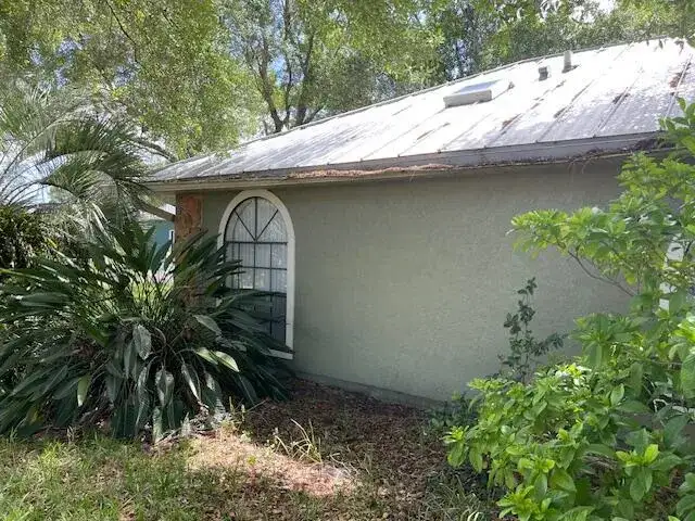 570 LONDONDERRY Circle SE, Palm Bay FL 32909 photo 3