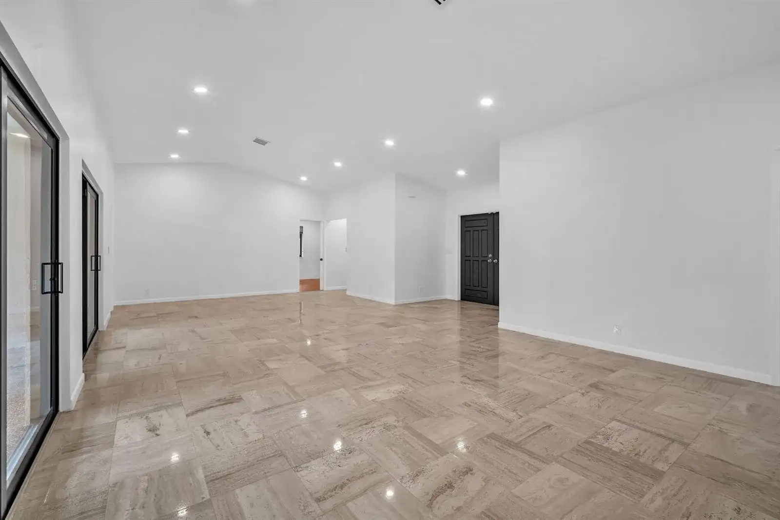 3020 N 34TH Street, Hollywood FL 33021 photo 4
