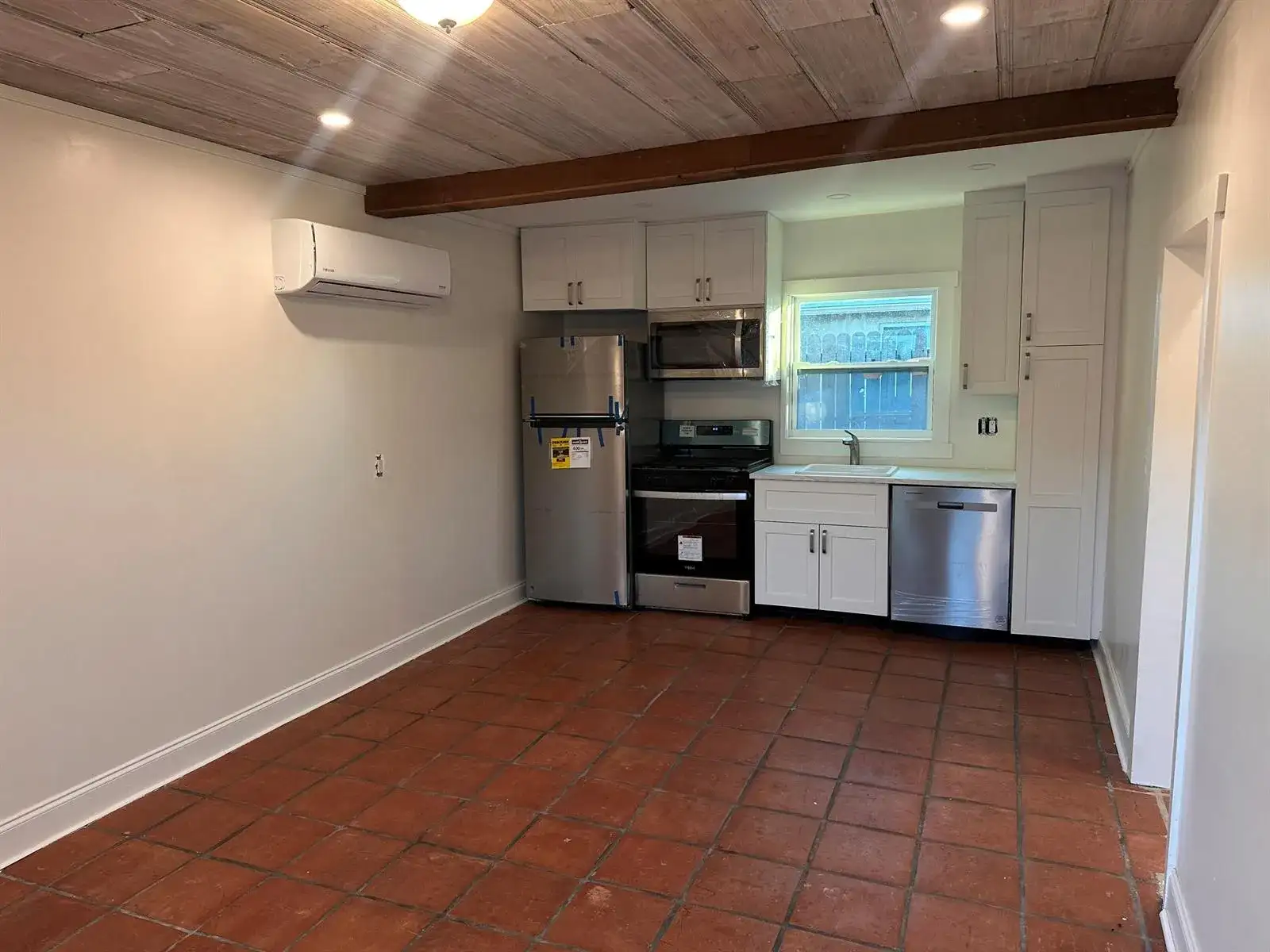 4707 Garden Avenue, West Palm Beach FL 33405 photo 3