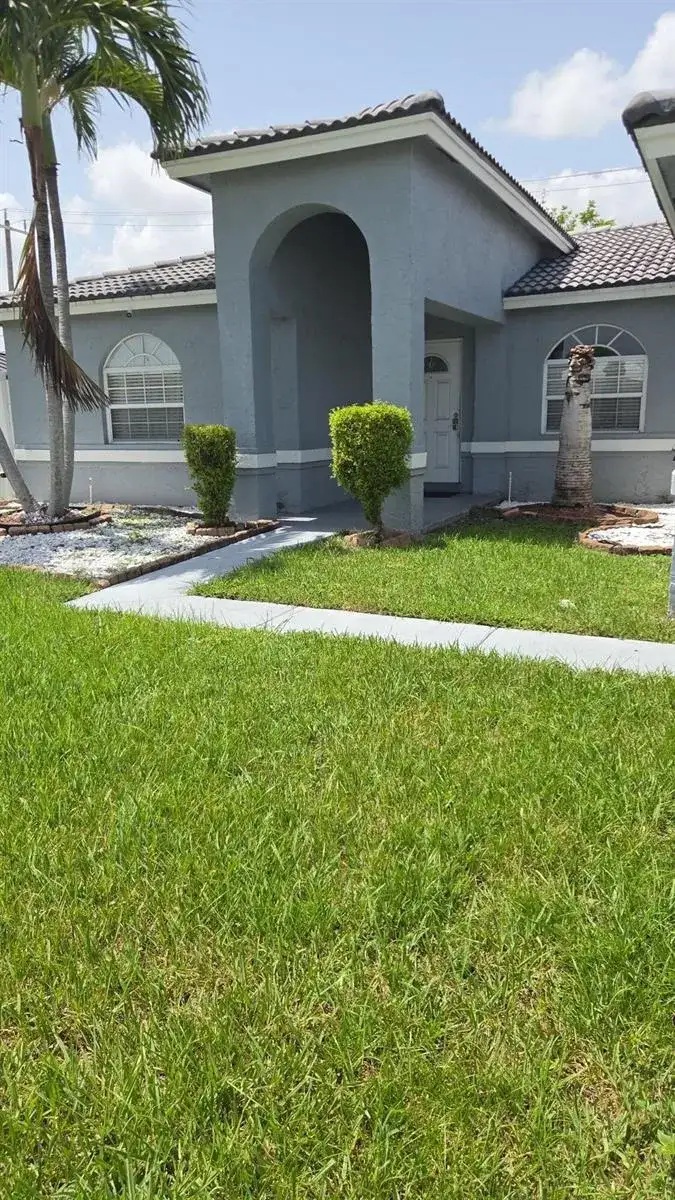 8221 NW 45TH Street, Lauderhill FL 33351 photo 2