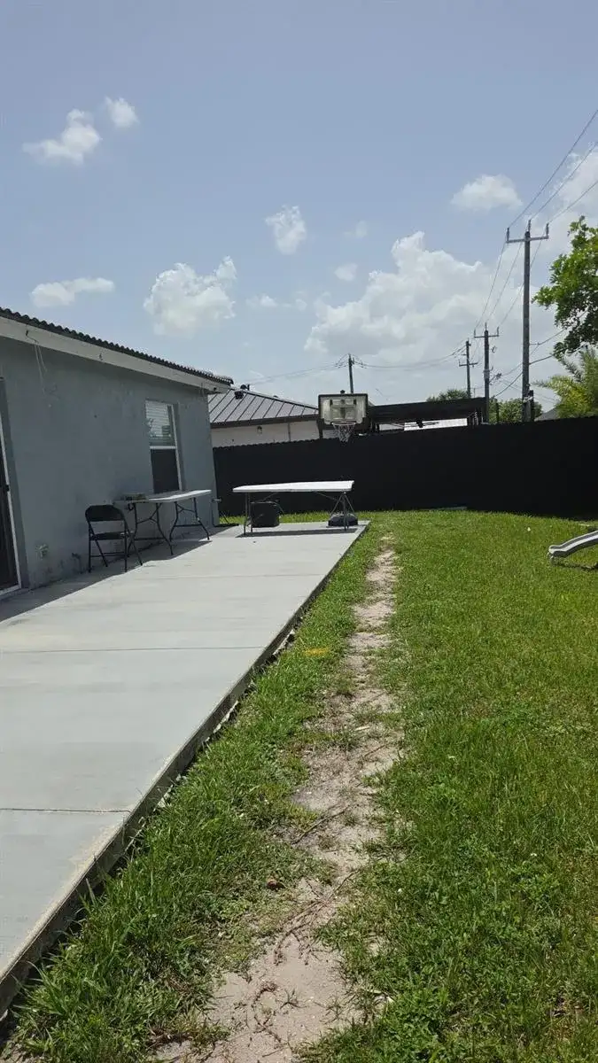 8221 NW 45TH Street, Lauderhill FL 33351 photo 3